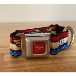 Buckle-Down Wonder Woman Logo Full Color Red Seatbelt Buckle Dog Collar - Small